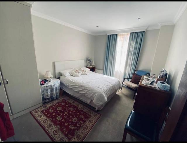 2 BEDROOM TOWNHOUSE FOR SALE IN NEWLANDS